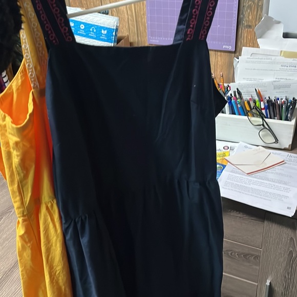 J Crew Embroidered Scalloped Tiered Dress size 4 - Picture 8 of 8